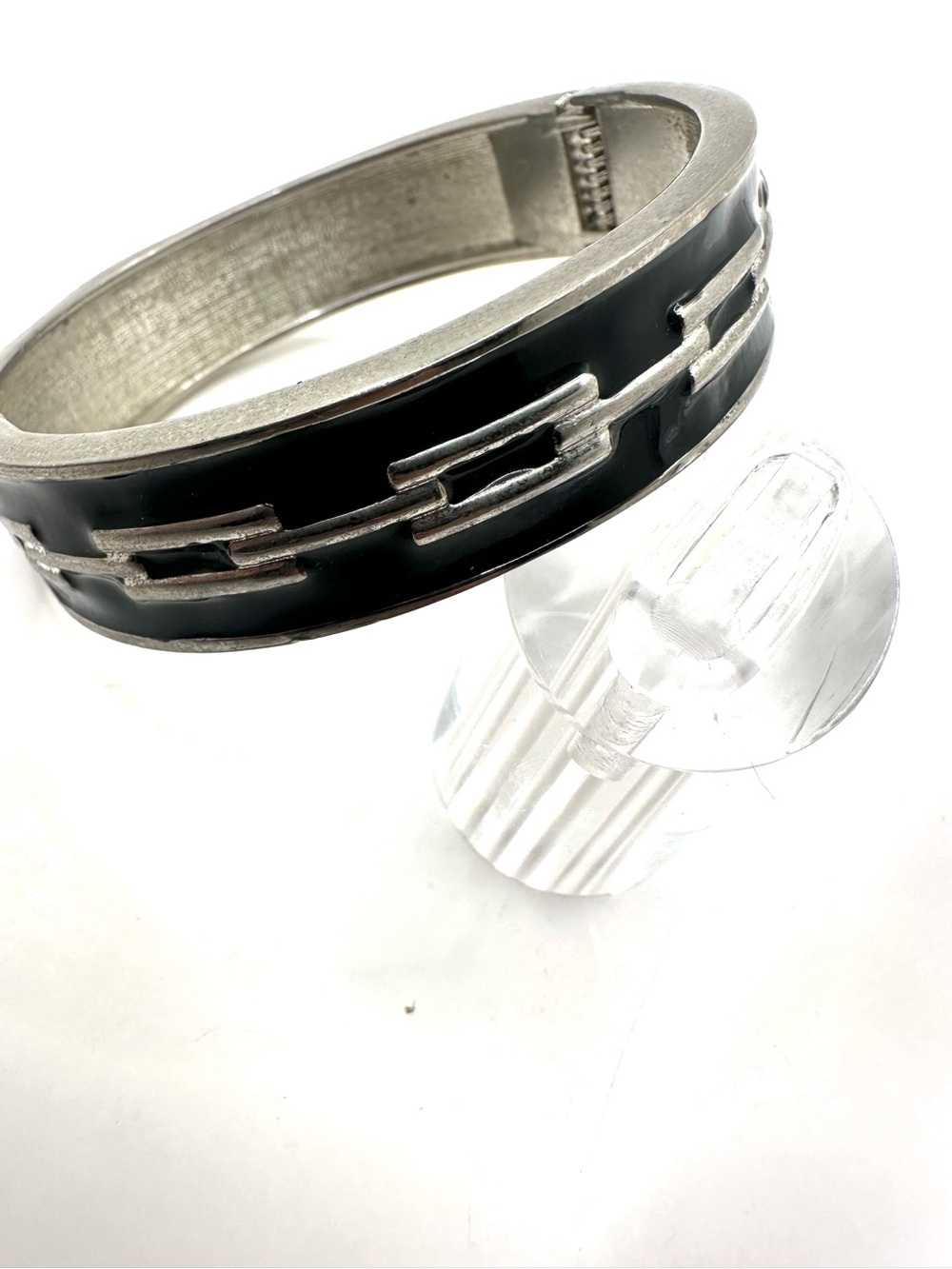 Fashion: Black Enamel Silver Bracelet
